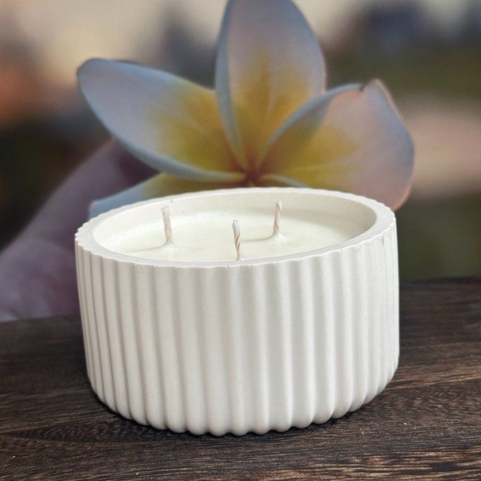 Bougie Parfumée Jesmonite - Fleur de Tiaré 